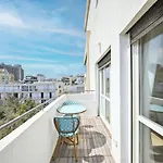Charming 1Br Apt In Authentic Bauhaus Building